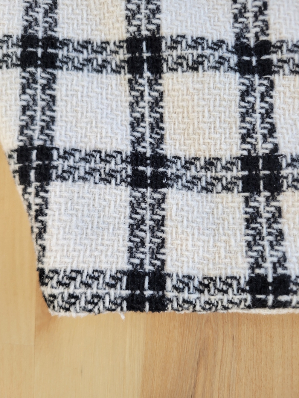 Altar’d State Aula Ivory Black Check Knit Skirt Women’s XS Plaid Preppy Tweed - Picture 4 of 7